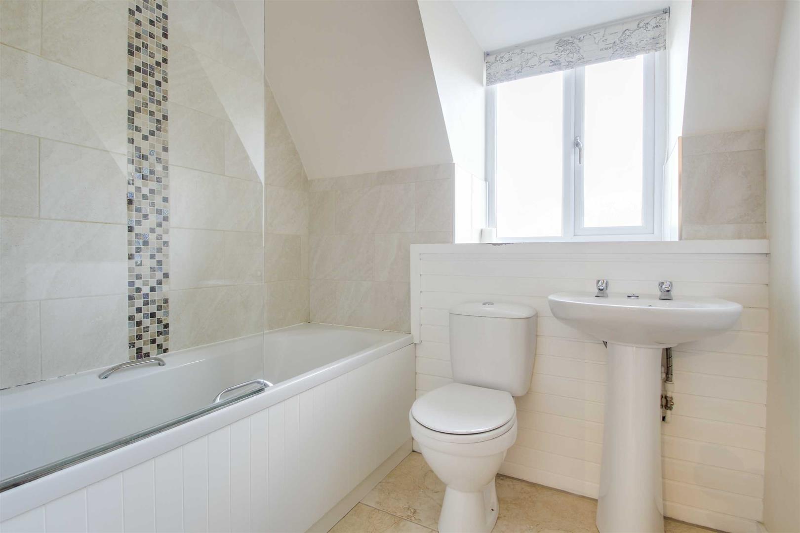 Lenborough Court, Woolstone, Milton Keynes